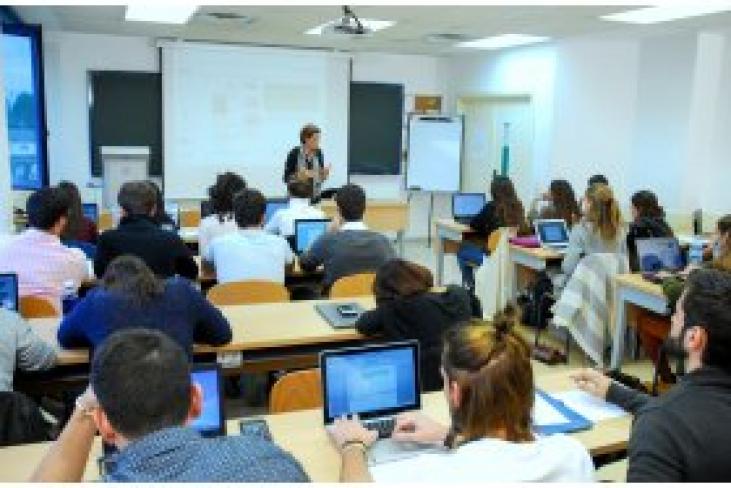 Esic Lanza El Nuevo Grado En Dirección Y Gestión De Empresas En El Ámbito Digital Escuela De 3733